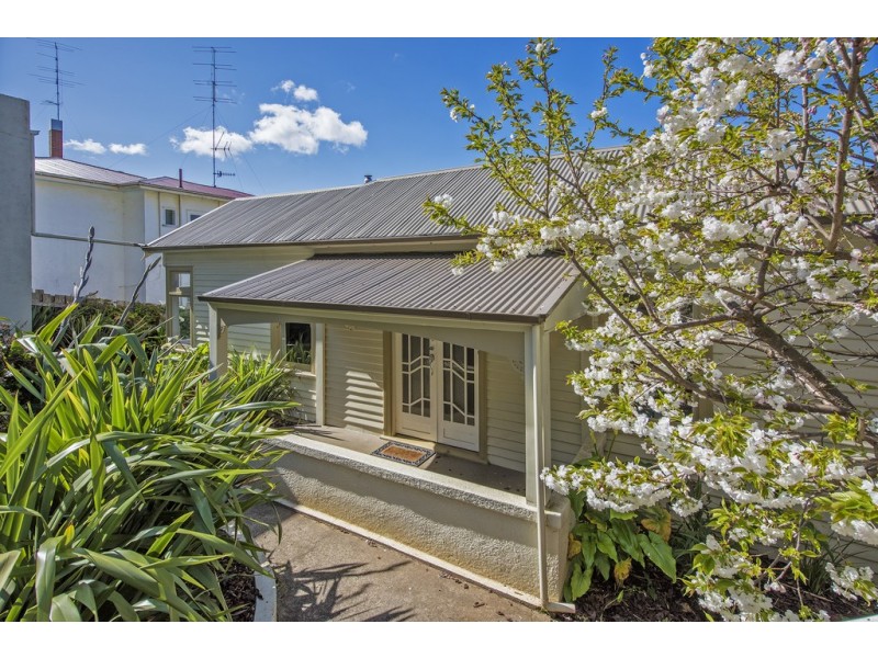 18 View Road, Burnie TAS 7320