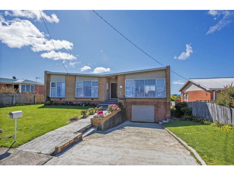 10 Thorne Street, Upper Burnie TAS 7320