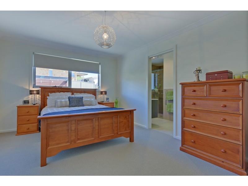 15 Lorrie Place, Park Grove TAS 7320