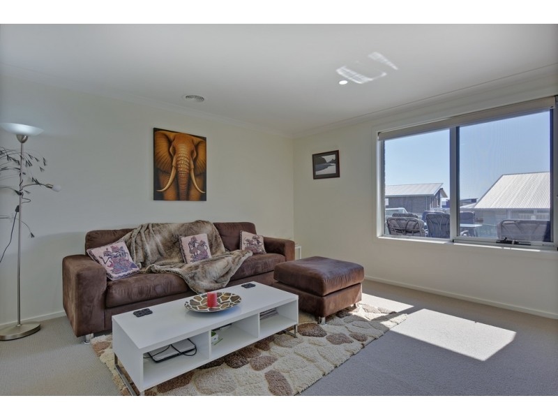 15 Lorrie Place, Park Grove TAS 7320