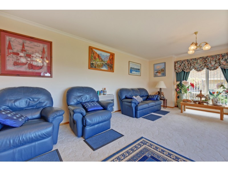 30 Seabreeze Avenue, Sulphur Creek TAS 7316
