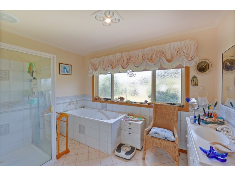 30 Seabreeze Avenue, Sulphur Creek TAS 7316