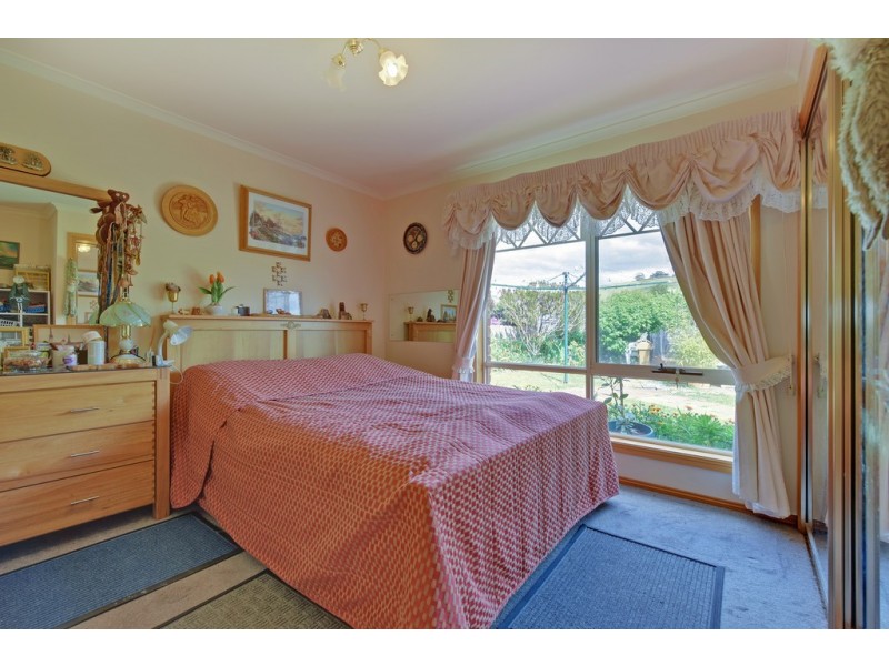 30 Seabreeze Avenue, Sulphur Creek TAS 7316