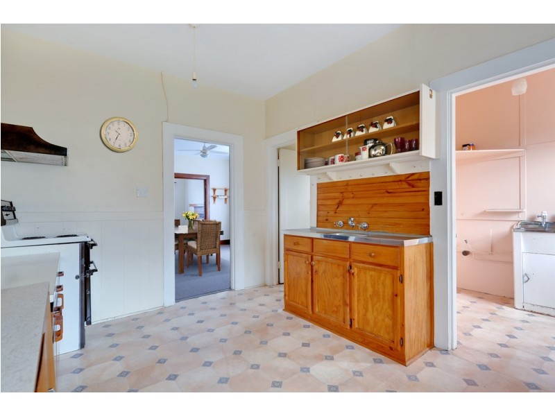 6 Romaine Street, South Burnie TAS 7320