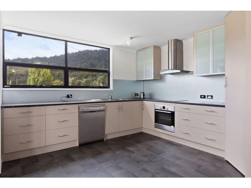 11 Waratah Drive, Rosebery TAS 7470