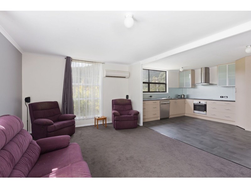 11 Waratah Drive, Rosebery TAS 7470