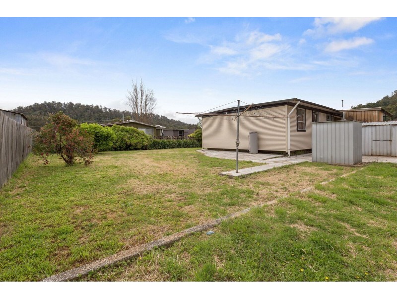 11 Waratah Drive, Rosebery TAS 7470