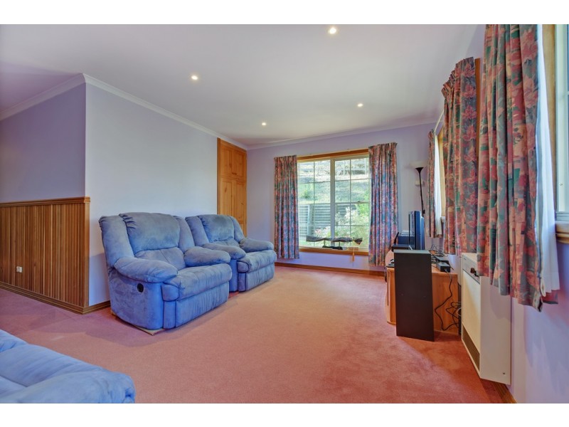 19 Old Cam Road, Somerset TAS 7322