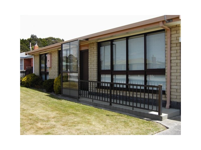 19 Lyons Street, Somerset TAS 7322