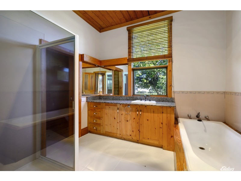 10 Berkshire Parade, Penguin TAS 7316