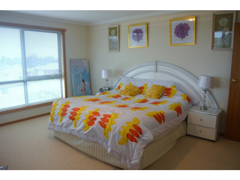 18 Singline Avenue, Romaine TAS 7320