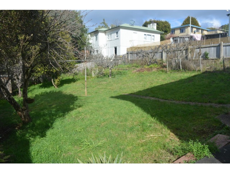 17 Lyons Street, Hillcrest TAS 7320
