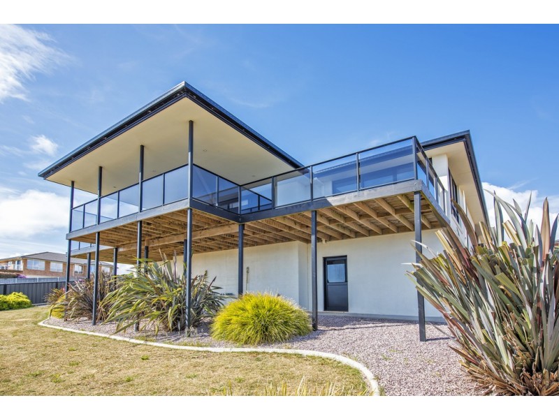 61 Brickport Road, Park Grove TAS 7320