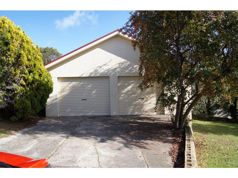 83 Button Avenue, Parklands TAS 7320