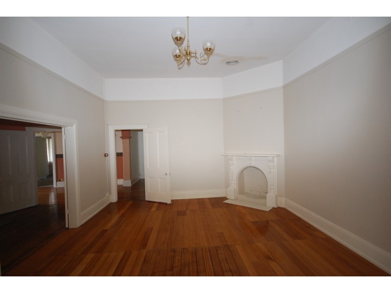 15 Charles Street, Burnie TAS 7320