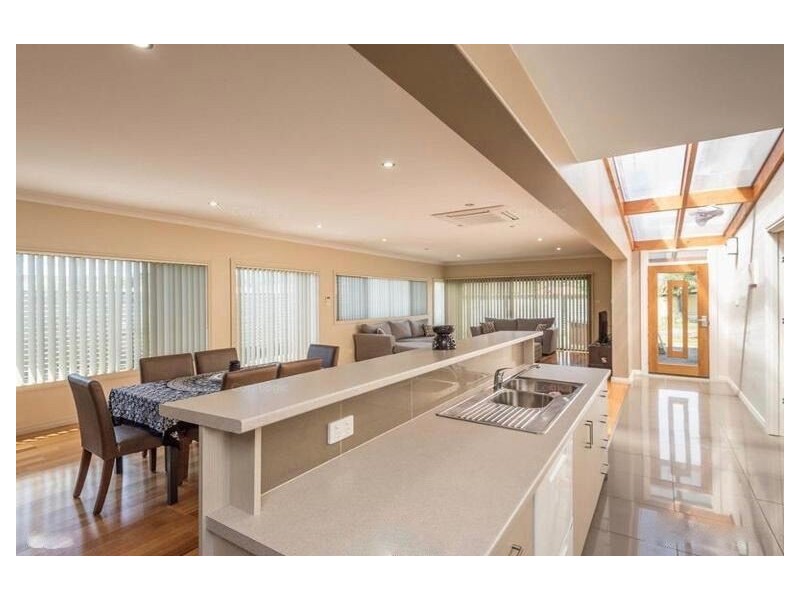 6 Harvey Street, Strahan TAS 7468