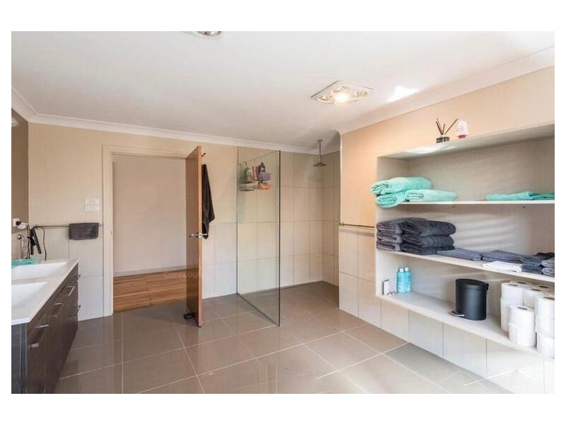 6 Harvey Street, Strahan TAS 7468
