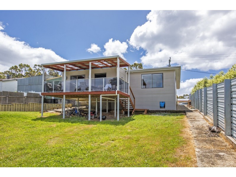 4 Cardigan Street, Somerset TAS 7322