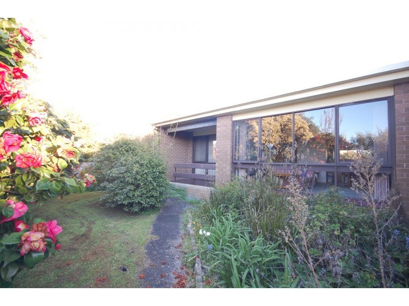 4/12 Ann Place, Ocean Vista TAS 7320