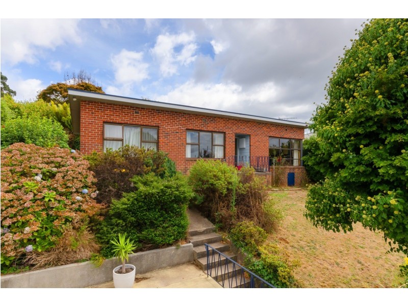 22 McGrath Street, Upper Burnie TAS 7320