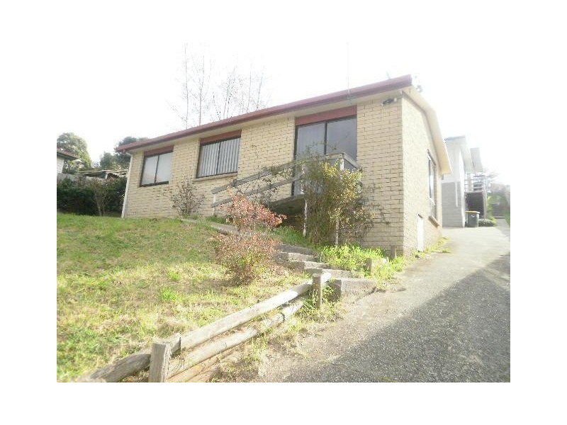 Unit 1/32 Spencer Street, Brooklyn TAS 7320