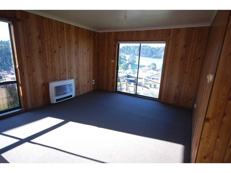 Unit 1/32 Spencer Street, Brooklyn TAS 7320