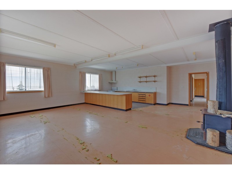 44 Main Road, Wivenhoe TAS 7320