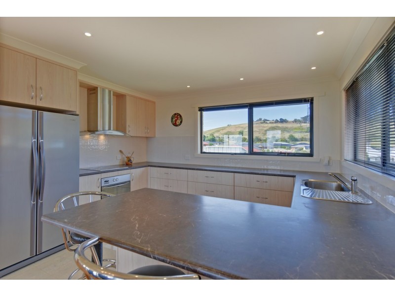 22 Oceanside Boulevard, Sulphur Creek TAS 7316