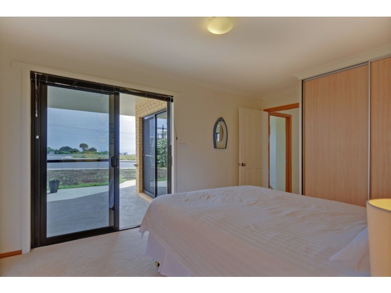 22 Oceanside Boulevard, Sulphur Creek TAS 7316