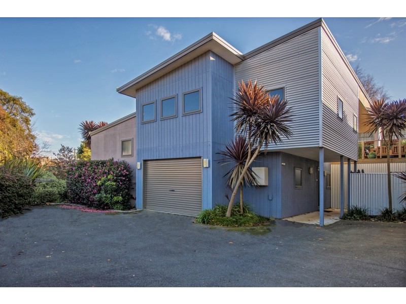 4/3 Lyndara Drive, Penguin TAS 7316
