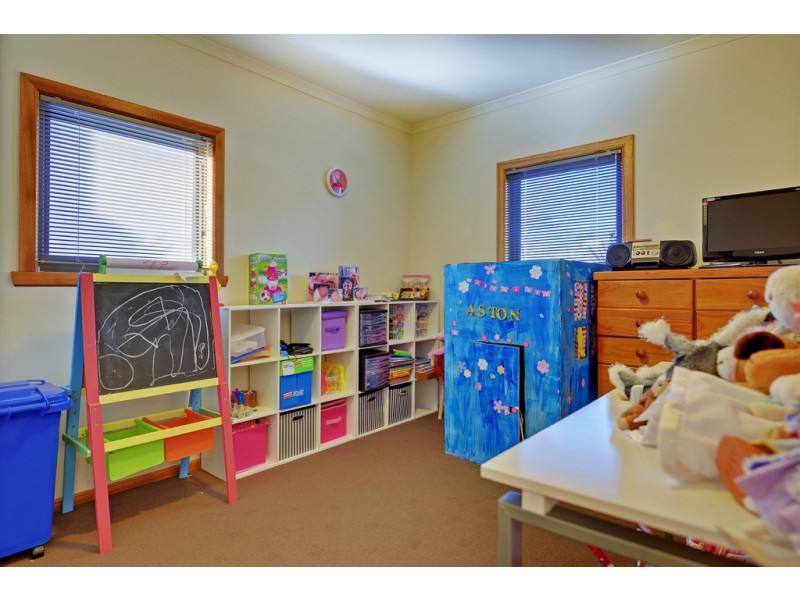 4/3 Lyndara Drive, Penguin TAS 7316