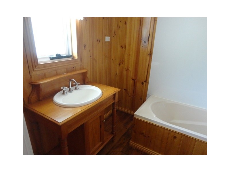 28 Cabot Street, Acton TAS 7320