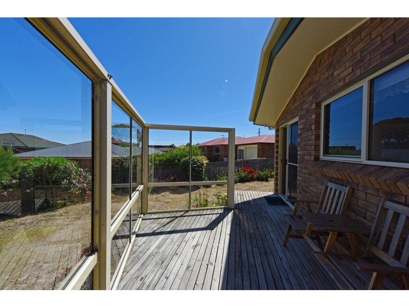 1/79 Brickport Road, Park Grove TAS 7320