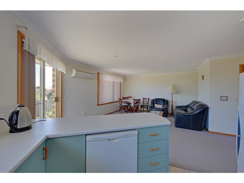 1/79 Brickport Road, Park Grove TAS 7320