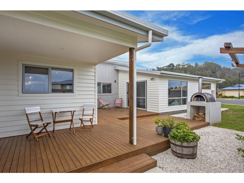 10 Sandhaven Crescent, Sulphur Creek TAS 7316