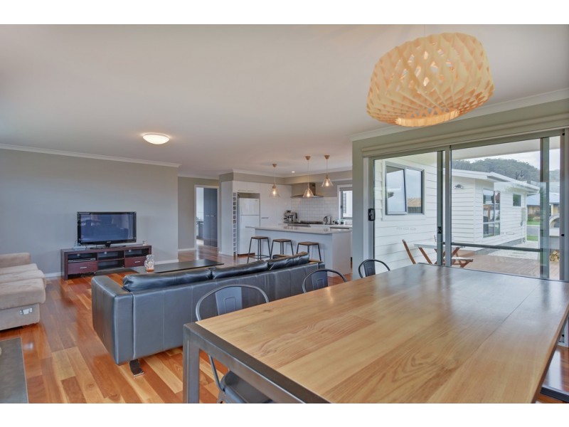 10 Sandhaven Crescent, Sulphur Creek TAS 7316