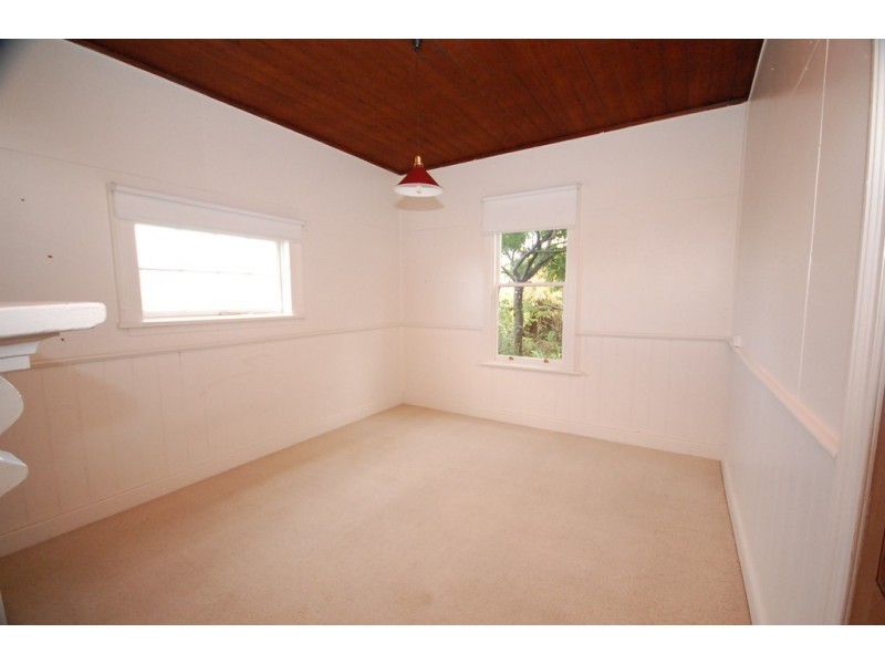 30 Main Road, Penguin TAS 7316