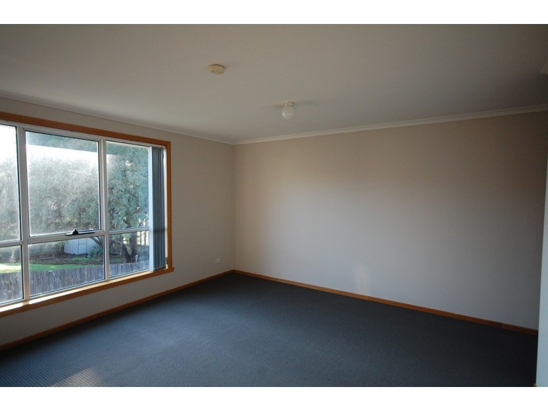 23 Bathurst Street, Upper Burnie TAS 7320