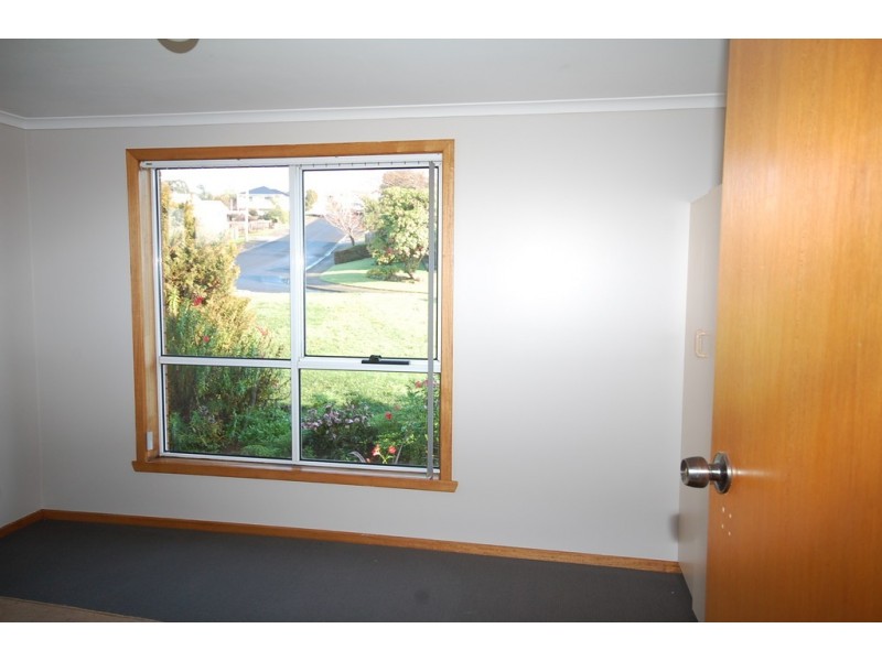 23 Bathurst Street, Upper Burnie TAS 7320