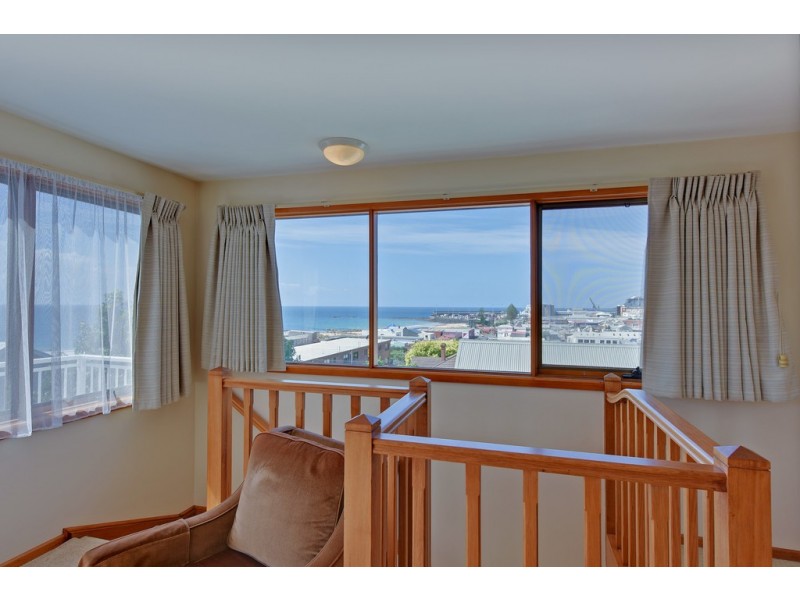 8 Princes Street, Burnie TAS 7320