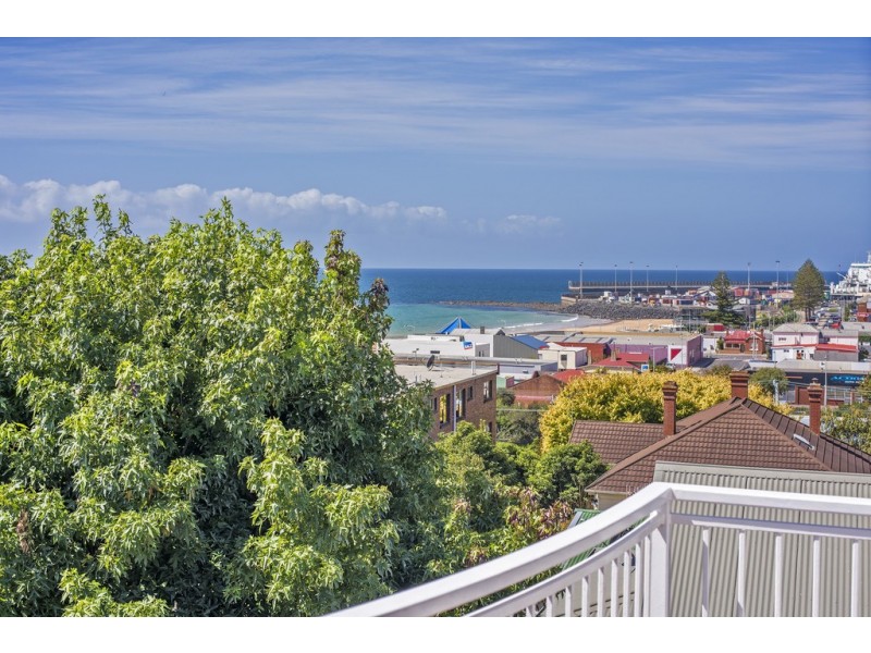 8 Princes Street, Burnie TAS 7320
