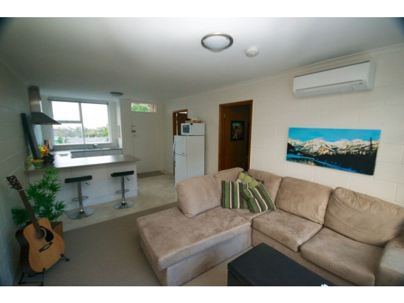 2/36 Saundridge Road, Cooee TAS 7320