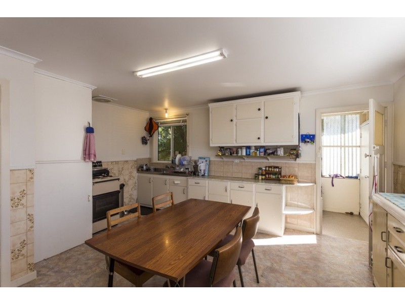 33 Ashwater Crescent, Penguin TAS 7316