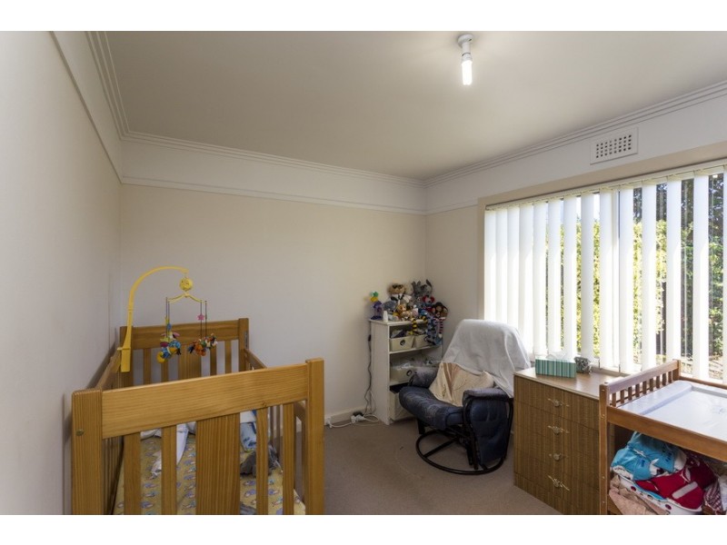 33 Ashwater Crescent, Penguin TAS 7316
