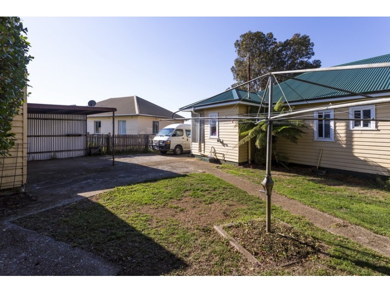 33 Ashwater Crescent, Penguin TAS 7316