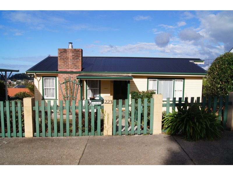 223 Mount Street, Upper Burnie TAS 7320