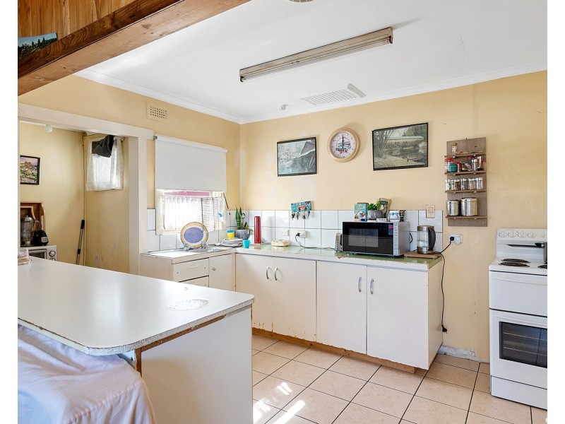 24 Sutton Street, Hillcrest TAS 7320