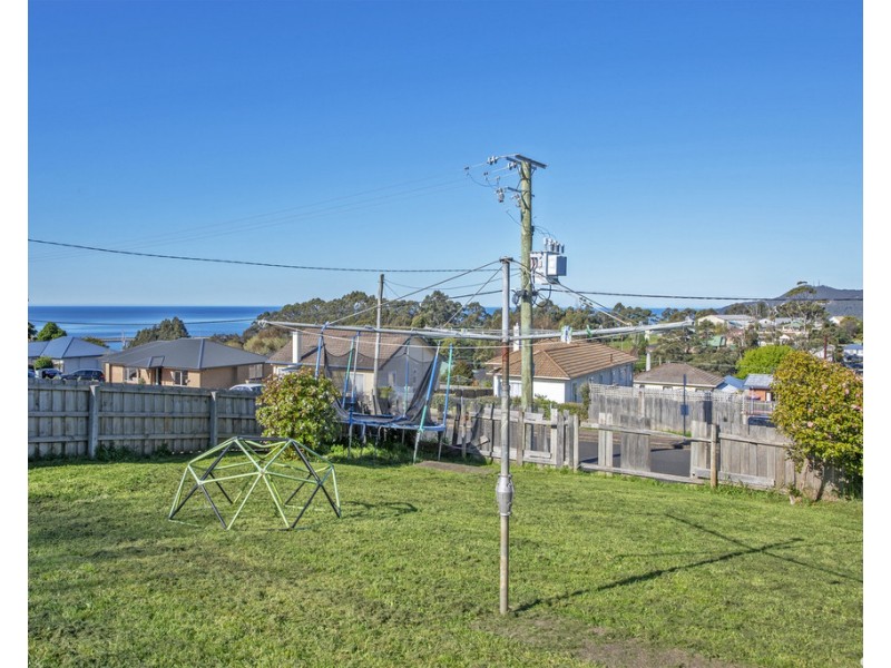 24 Sutton Street, Hillcrest TAS 7320