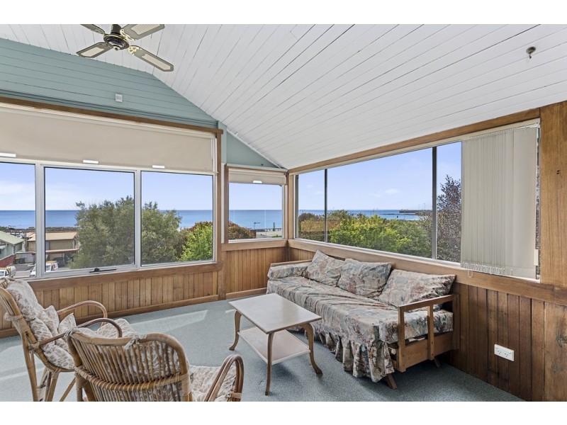 8 Olive Street, Burnie TAS 7320