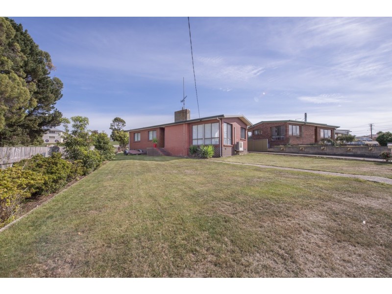 18 Medbury Crescent, Montello TAS 7320